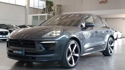 Usata Porsche Macan 381 CV (280 kW) 2023 Grigio SUV