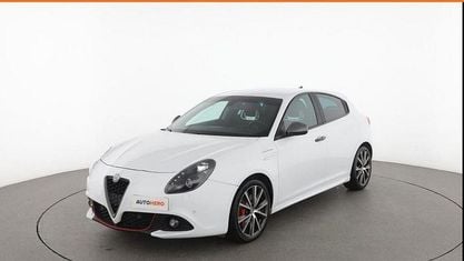 Second-hand Alfa Romeo Giulietta Veloce 241 CP (177 kW) 2017 Alb Hatchback