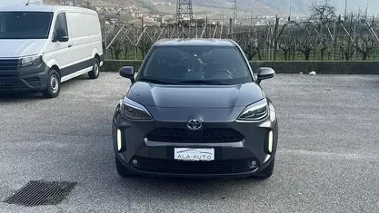 Usata Toyota Yaris Cross Business Edition 92 CV (67 kW) 2022 Antracite SUV