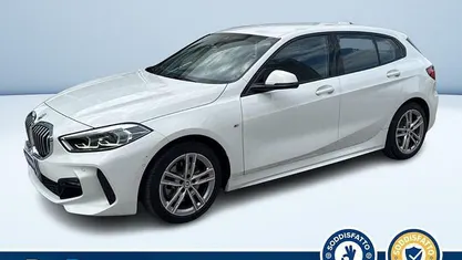 Bianco Usata 2023 BMW 118 Comfort Edition Due volumi | 29.500 € (Buon prezzo)