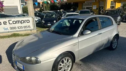Gray Usata 2007 Alfa Romeo 147 Utilitaria | 1000 € (Super prezzo)