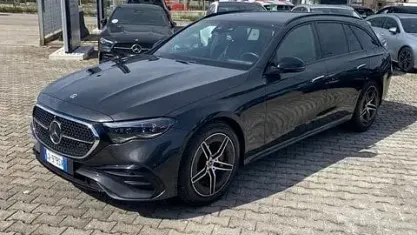 Gebraucht Mercedes E220 Advanced Plus 197 PS (144 kW) 2024 Grau Kombi