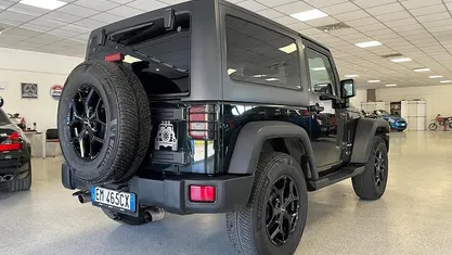 Usata Jeep Wrangler 200 CV (147 kW) 2012 SUV