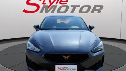 Usata Cupra Leon 150 CV (110 kW) 2024 Grigio Berlina