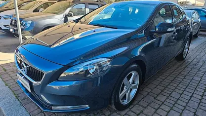 Grigio Usata 2018 Volvo V40 Business Edition Station wagon | 12.000 € (Cara)