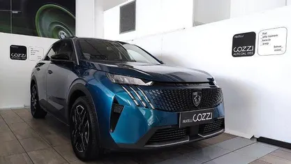 Usata Peugeot 3008 Allure 136 CV (100 kW) 2025 Blu SUV