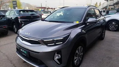 Usata 2024 Kia Stonic Style SUV | 15.200 € (Ottimo prezzo)