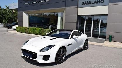 Usata Jaguar F-Type R-Dynamic 300 CV (220 kW) 2018 Bianco Coupé