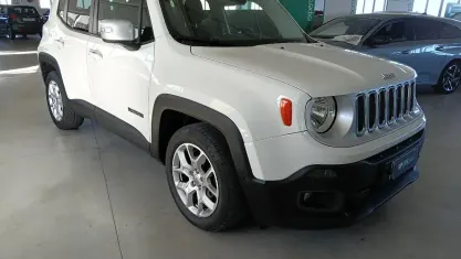 Usado Jeep Renegade Limited 120 CV (88 kW) 2017 SUV