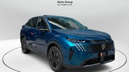 Usata Peugeot 3008 Allure 136 CV (100 kW) 2024 Blu SUV