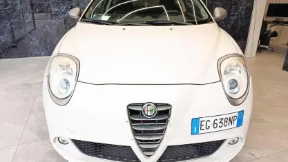 Usata Alfa Romeo MiTo Distinctive 105 CV (77 kW) 2011 Bianco Utilitaria