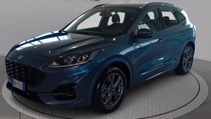 Begagnad Ford Kuga ST-Line 190 HK (139 kW) 2023 Blå SUV