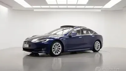 Usata Tesla Model S Performance 580 kW (789 CV) 2018 Blu Utilitaria
