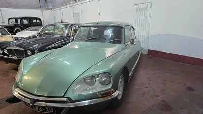Verde Usata 1975 Citroën DS Berlina | 23.000 €