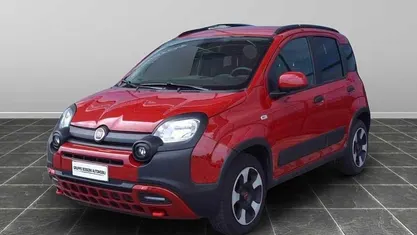 Usata 2024 Fiat Panda Cross Cross Due volumi | 13.800 € (Buon prezzo)