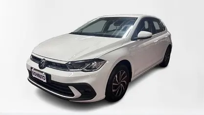 Begagnad VW Polo Life 95 HK (69 kW) 2023 Vit Sedan