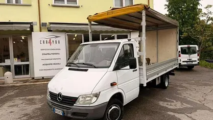 Usata Mercedes Sprinter 156 CV (114 kW) 2001 Furgone