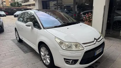 Bianco Usata 2009 Citroën C4 VTR Sport Coupé | 1950 €