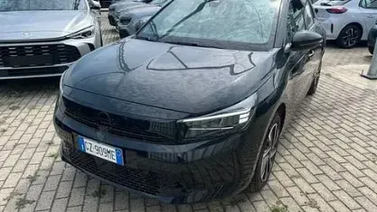 Usata Opel Corsa 101 CV (74 kW) 2025 Nero Utilitaria