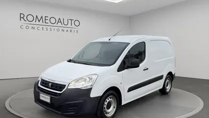 Usata Peugeot Partner 75 CV (55 kW) 2017 Bianco pastello Monovolume