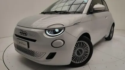 Nuova Fiat 500 65 CV (47 kW) 2025 Blu Berlina