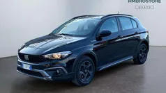 Nero Usata 2023 Fiat Tipo Cross Tre volumi | 15.900 € (Buon prezzo)