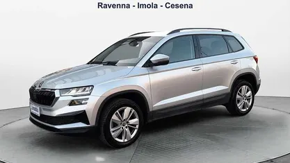 Argento Usata 2022 Skoda Karoq Executive SUV | 23.500 € (Buon prezzo)