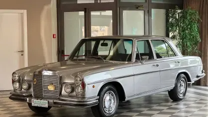 Usata Mercedes 280 155 CV (114 kW) 1970 Grigio Berlina