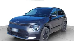 Grigio metall. Usata 2023 Kia e-Niro Premium SUV | 27.500 € (Ottimo prezzo)