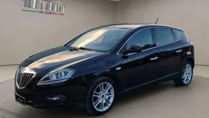 Usata Lancia Delta 120 CV (88 kW) 2010 Nero Utilitaria