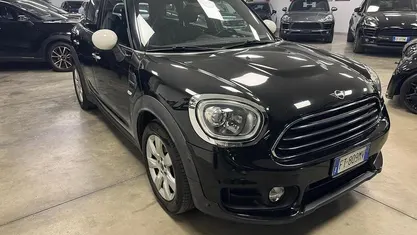 Usata Mini Cooper D Countryman Business 149 CV (109 kW) 2018 Nero SUV