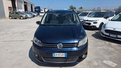 Usata VW Touran Highline 105 CV (77 kW) 2011 Blu Monovolume