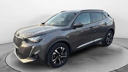 Grigio Usata 2021 Peugeot 2008 Allure SUV | 16.800 € (Buon prezzo)