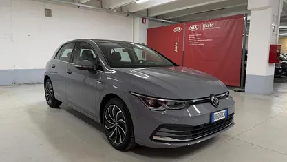 Grigio Usata 2020 VW Golf VIII Edition | 23.900 € (Buon prezzo)