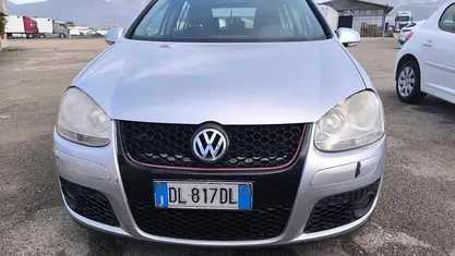 Usata VW Golf IV Comfortline 104 CV (76 kW) 2006 Argento Berlina