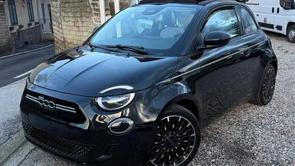 Usata Fiat 500e Passion 42 kW (58 CV) 2021 Nero Cabrio