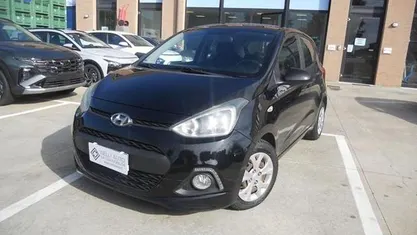 Usata 2016 Hyundai i10 Utilitaria | 5900 € (Buon prezzo)