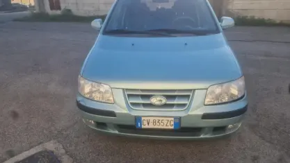 Usata Hyundai Matrix Style 103 CV (75 kW) 2005 Grigio Monovolume