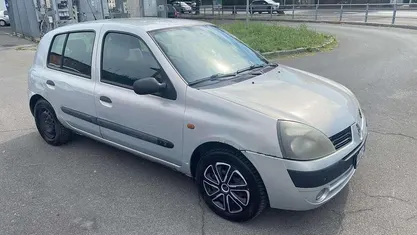 Usata Renault Clio II 58 CV (42 kW) 2004 Berlina