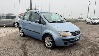 Begagnad Fiat Idea Dynamic 95 HK (69 kW) 2005 Minibuss