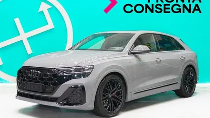 Grigio Nuova 2025 Audi Q8 S-Line SUV | 98.000 € (Cara)