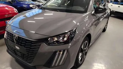 Grigio Usata 2025 Peugeot 208 Allure Due volumi | 15.950 € (Buon prezzo)