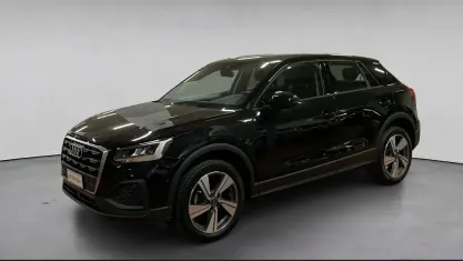 Usata Audi Q2 Comfort 116 CV (85 kW) 2023 Nero pastello SUV
