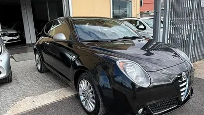 Begagnad Alfa Romeo MiTo 84 HK (61 kW) 2014 Svart Halvkombi