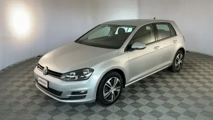 Używany VW Golf VII Business 110 KM (80 kW) 2016 Srebrny