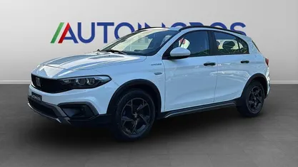 Bianco Usata 2022 Fiat Tipo Cross Tre volumi | 13.690 € (Buon prezzo)
