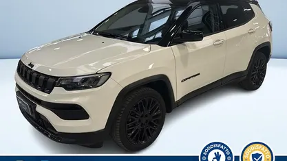 Bianco pastello Usata 2023 Jeep Compass Night Eagle SUV | 23.400 € (Buon prezzo)
