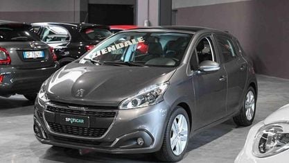 Usata Peugeot 208 Allure 82 CV (60 kW) 2019 Grigio Utilitaria