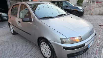 Usata Fiat Punto 60 CV (44 kW) 2001 Grigio Utilitaria