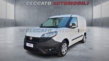 Käytetty Fiat Doblò 95 HP (69 kW) 2018 Sininen Tila-auto